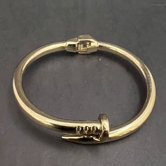Nail Bangle Bracelet Hinge Gold Tone - Picture 1 of 8